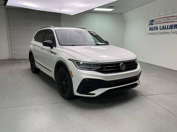 VOLKSWAGEN TIGUAN 4MOTION 2022 3VV8B7AX7NM092599 image